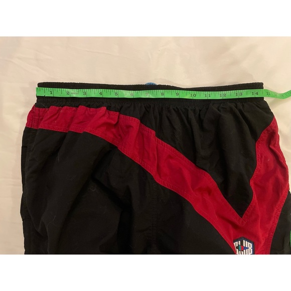 VTG Nylon Shorts sz. Large - Picture 4 of 11